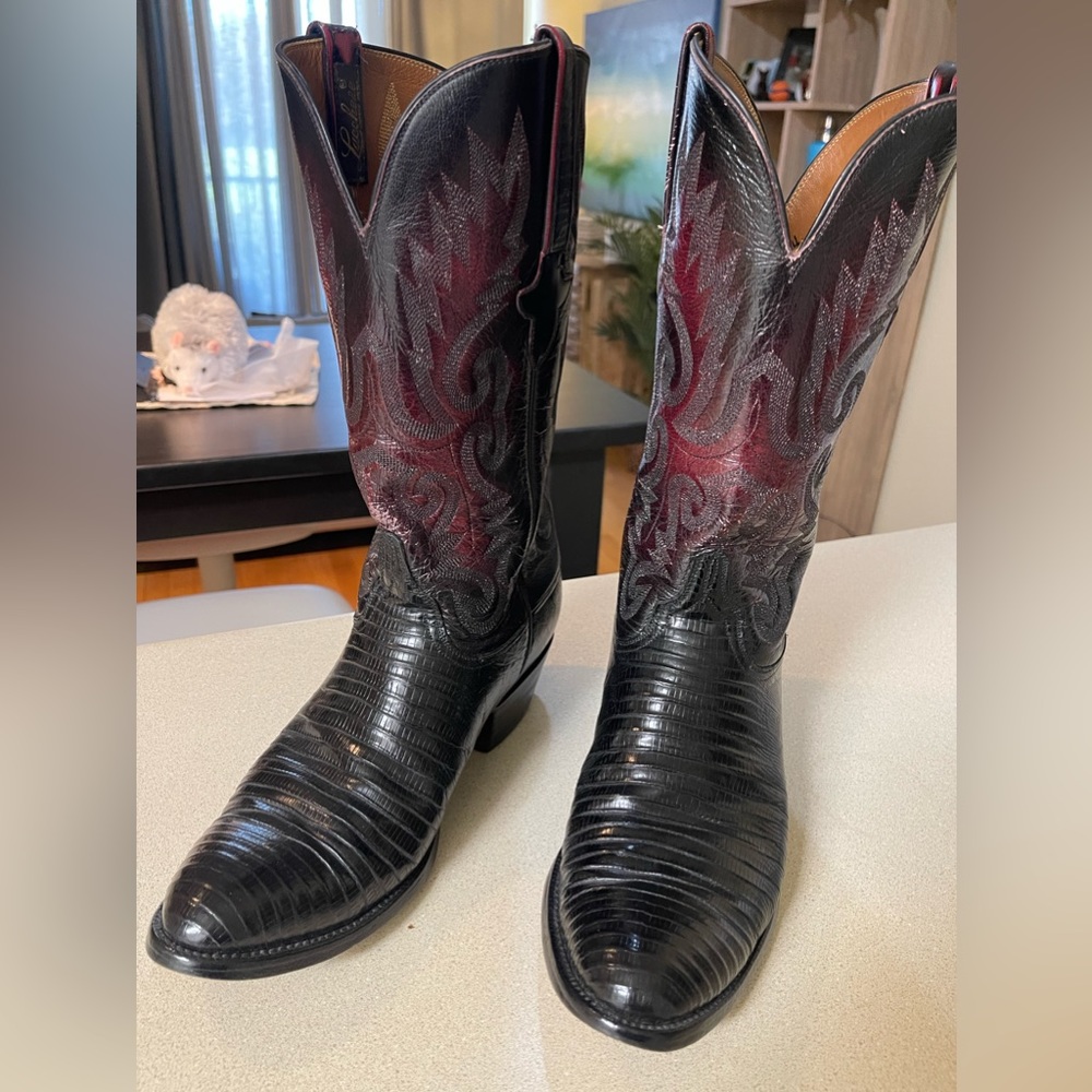 Lucchese Lizard cowboy boots size 8.5D